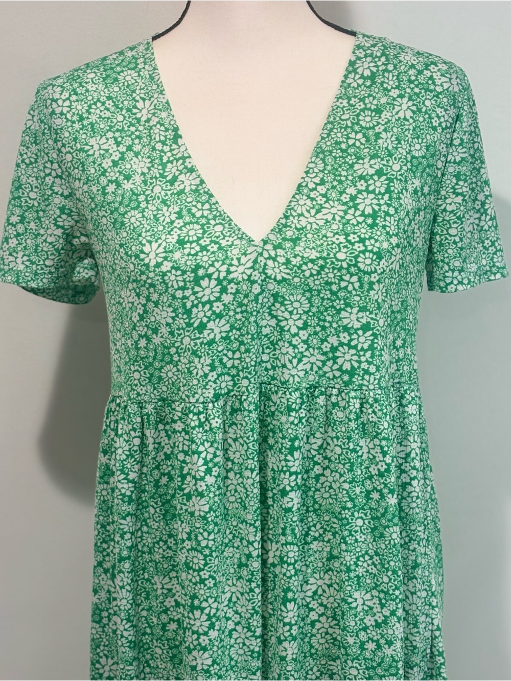 Zara Green Floral Maxi Dress V-neck Size S - Picture 3 of 7